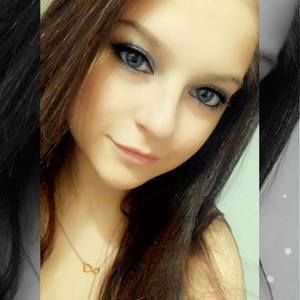 Meet your Posher, Alisa